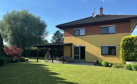 Prodej domu 249 m² s pozemkem 759 m², Borek, okres Praha-východ