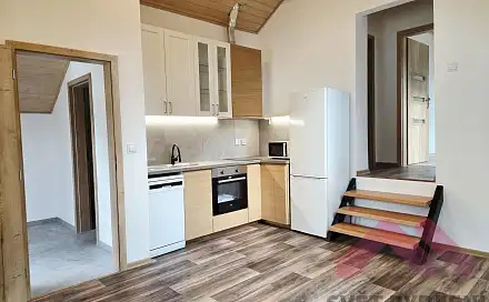 Pronájem bytu 3+kk 85 m², K Zámku, Hlásná Třebaň, okres Beroun