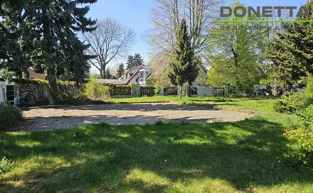 Prodej stavebního pozemku 820 m², Hradec Králové