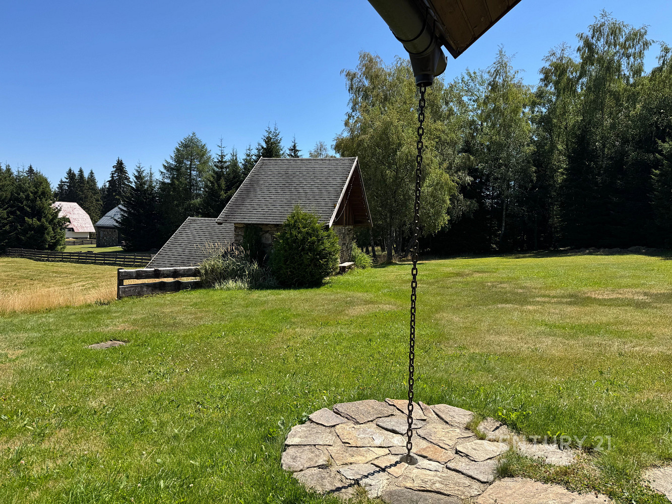 Prodej ubytovacího objektu 720 m² – fotografie 5