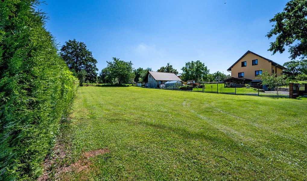 Prodej stavebního pozemku 926 m², Sedlec-Prčice – náhled fotky 4