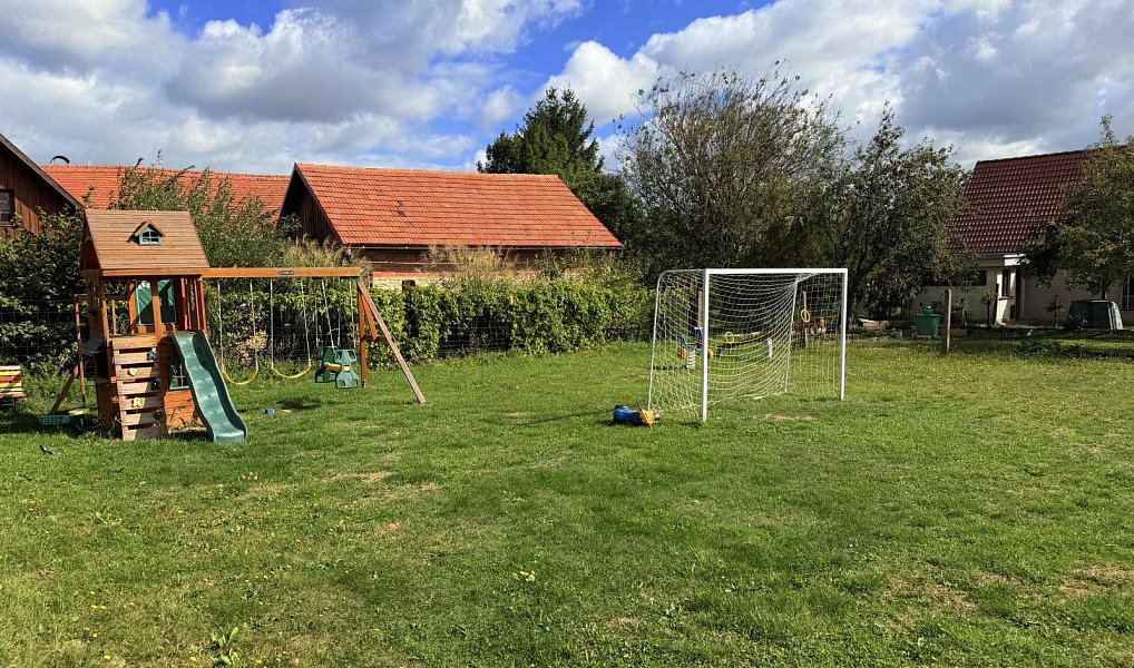Prodej domu 270 m² s pozemkem 3 295 m², Řepníky – náhled fotky 16