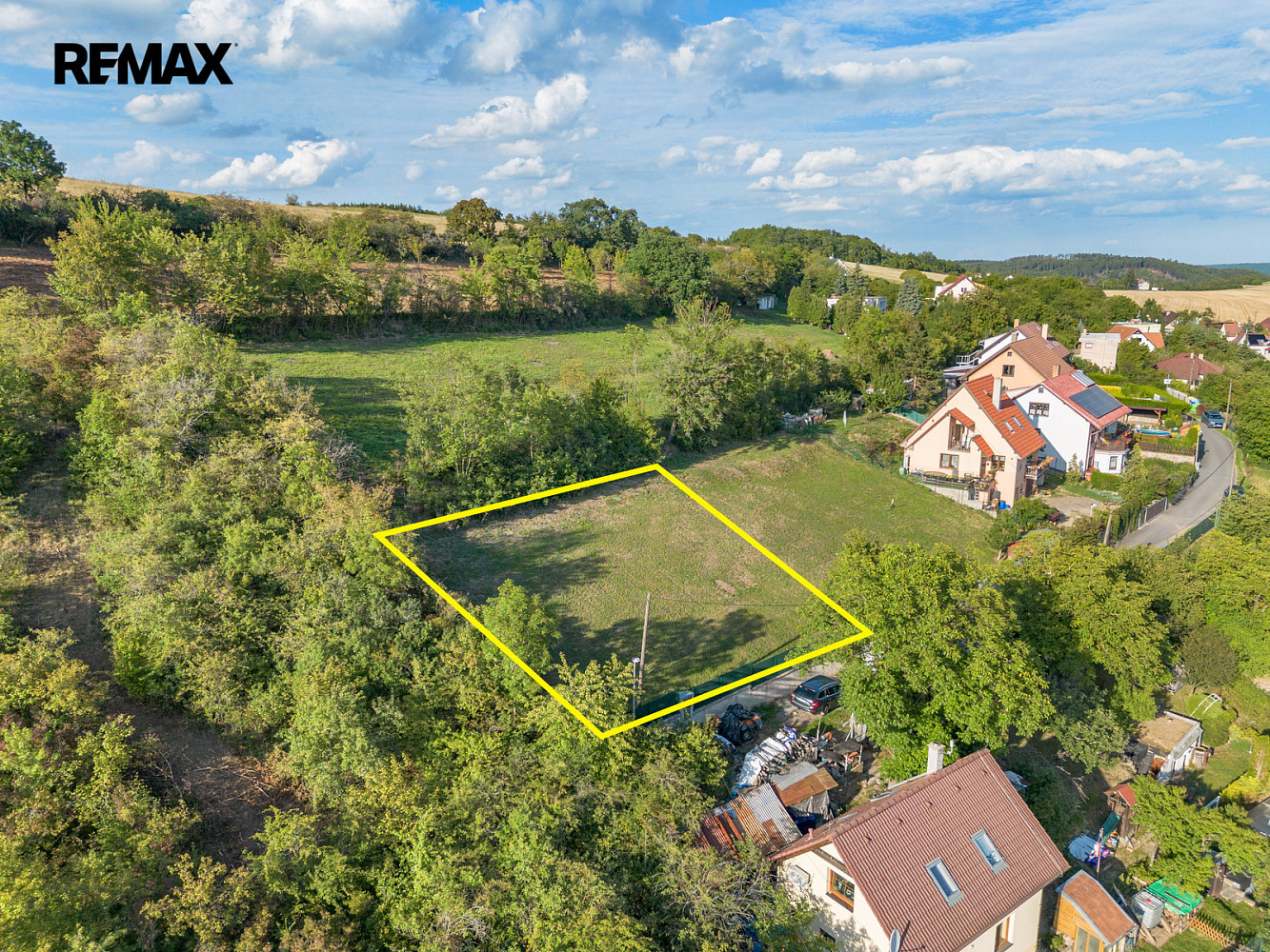 Prodej stavebního pozemku 650 m² – fotografie 4
