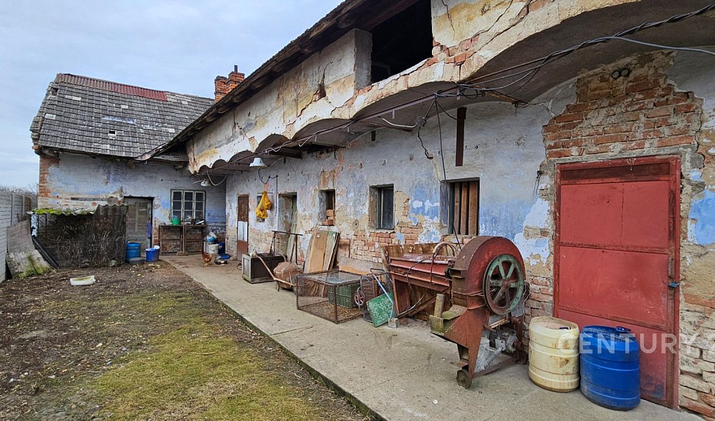 Prodej stavebního pozemku 2 090 m², Dyjákovice – náhled fotky 5