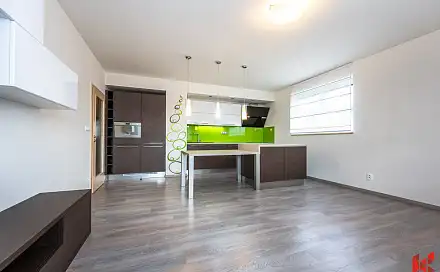 Pronájem bytu 3+kk 70 m²
