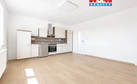 Pronájem bytu 3+kk 99 m²