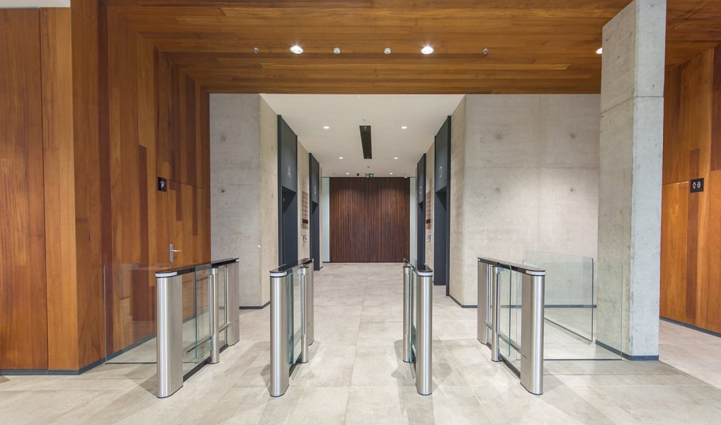 Pronájem kanceláře 872 m², Praha – náhled fotky 8