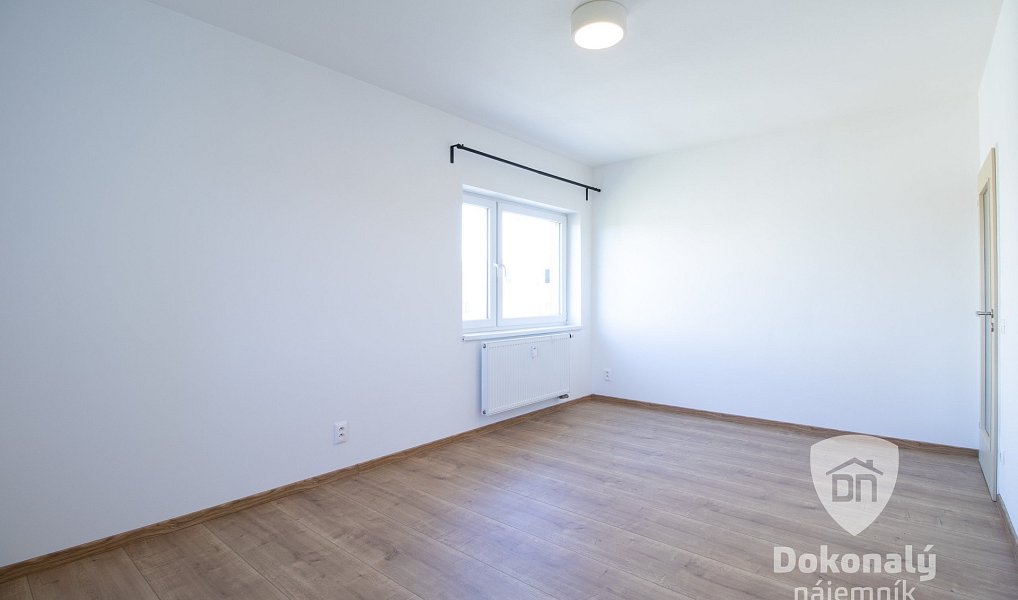 Pronájem bytu 2+kk 53 m², Milovice – náhled fotky 9