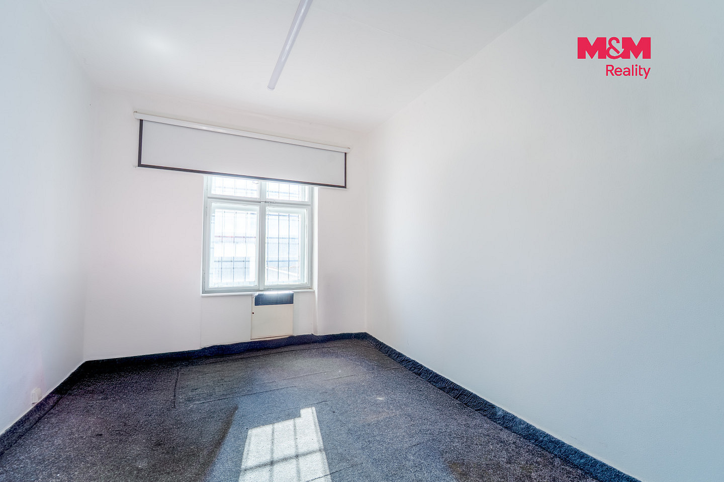 Pronájem obchodních prostor 43 m² – fotografie 4