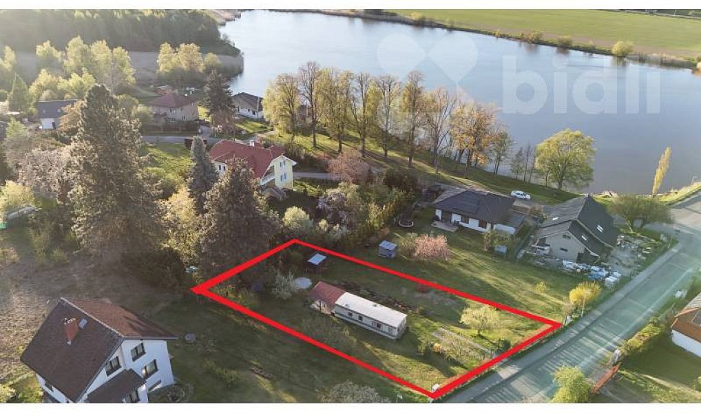 Prodej stavebního pozemku 974 m², Louňovice – náhled fotky 4