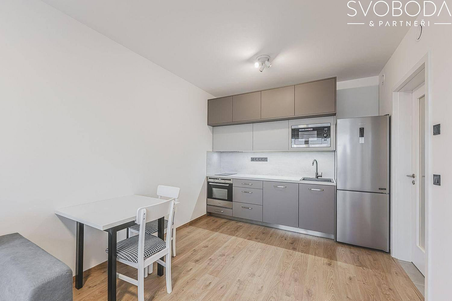 Pronájem bytu 2+kk 39 m² — photo 4