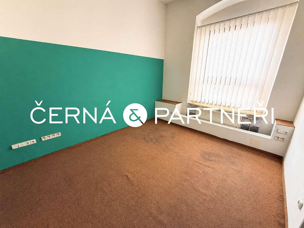 Pronájem kanceláře 264 m² — photo 5