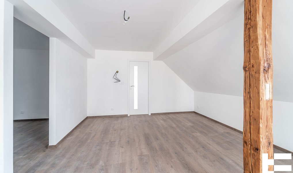 Prodej bytu 3+kk 74 m², Miličín – náhled fotky 8