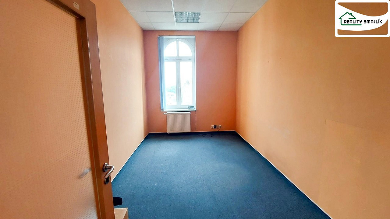 Pronájem kanceláře 21 m² – fotografie 4