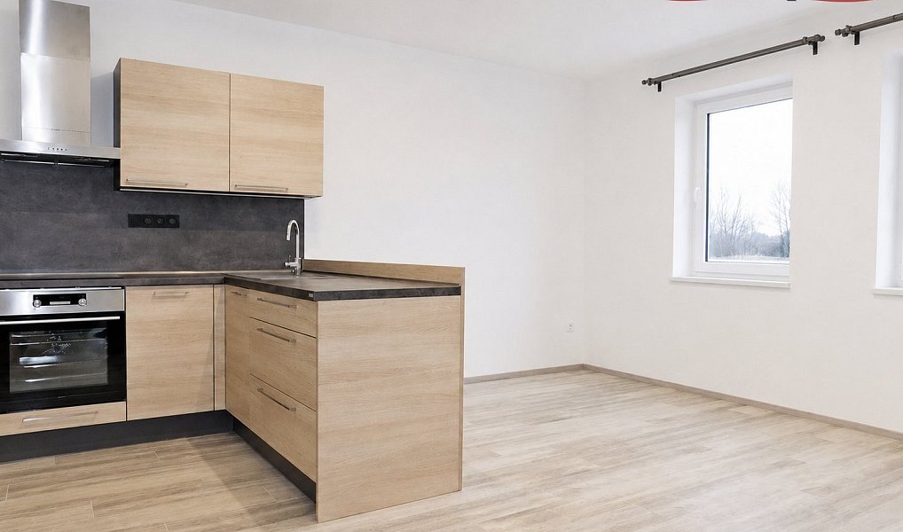Pronájem bytu 3+kk 72 m², Jičín – náhled fotky 7