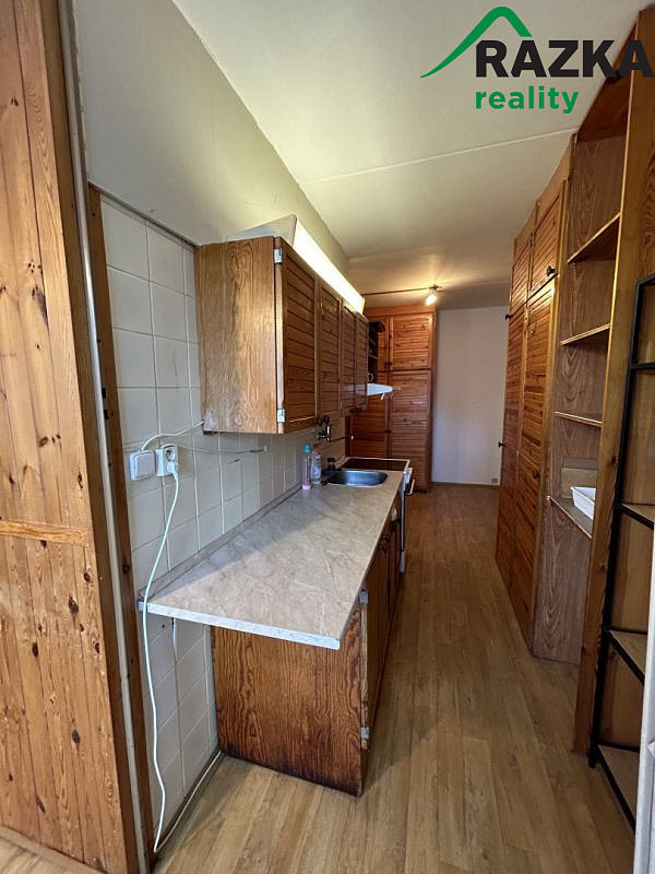 Pronájem bytu 2+1 60 m² – fotografie 3