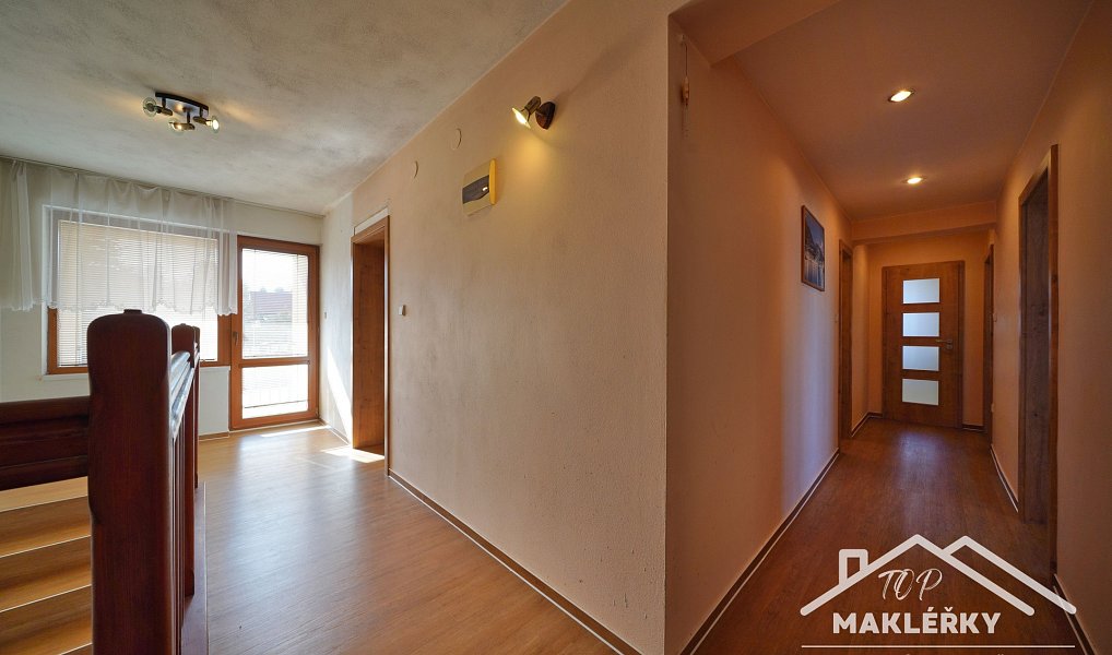 Prodej domu 186 m² s pozemkem 568 m², Zásmuky – náhled fotky 8
