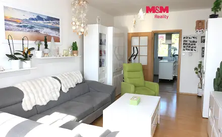 Prodej bytu 2+1 62 m², Rožmitál pod Třemšínem - Strýčkovy, okres Příbram