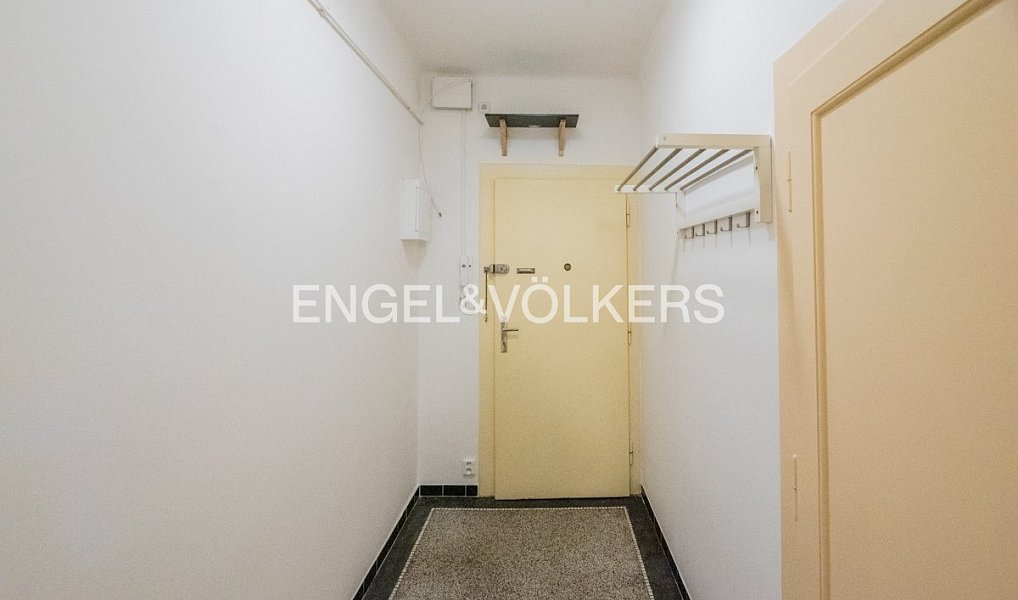 Pronájem bytu 1+kk 27 m², Praha – náhled fotky 5