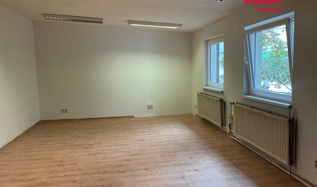 Pronájem bytu 2+kk 39 m², Louny – náhled fotky 6