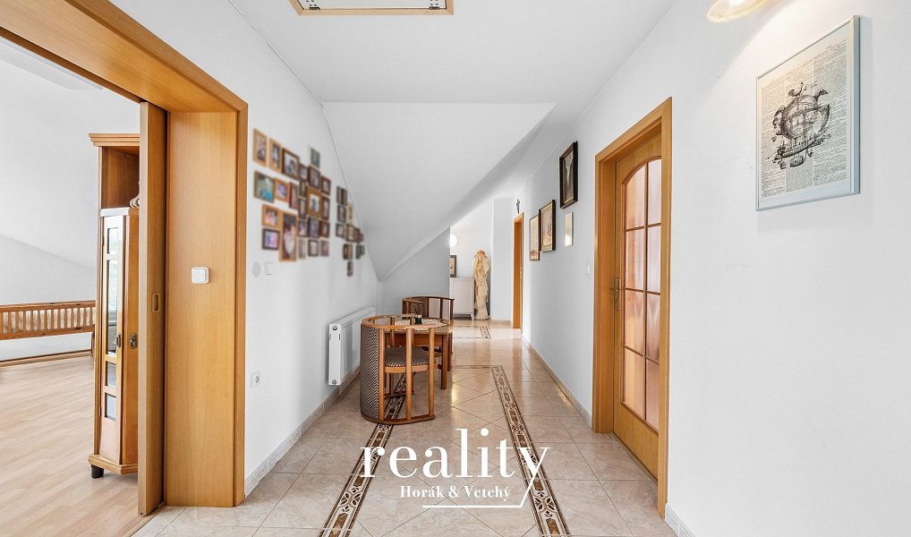 Prodej ubytovacího objektu 210 m², Znojmo – náhled fotky 22