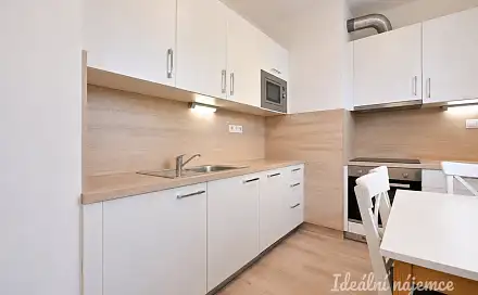 Pronájem bytu 1+kk 40 m², Žabí, Brno - Žebětín