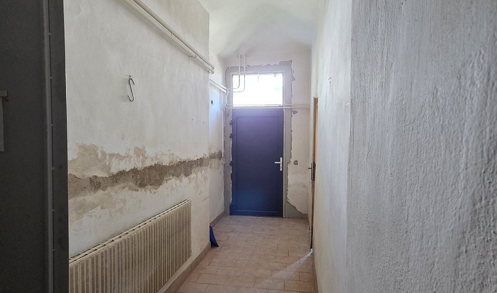 Prodej nájemního domu, činžáku 424 m², Chlumec – náhled fotky 9