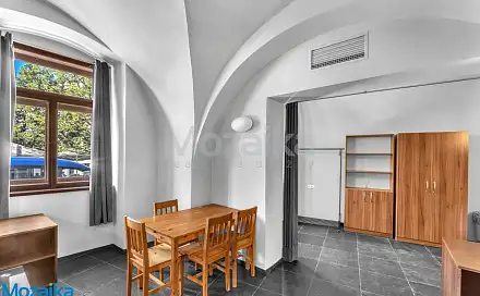 Pronájem bytu 2+kk 80 m²