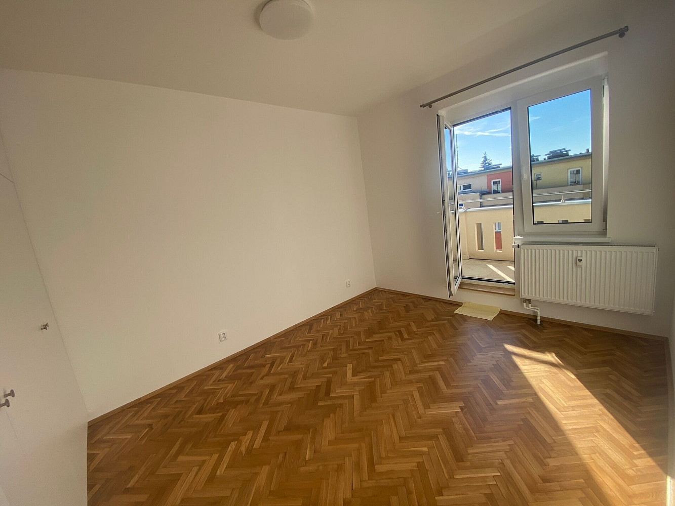 Pronájem bytu 2+kk 45 m² – fotografie 4