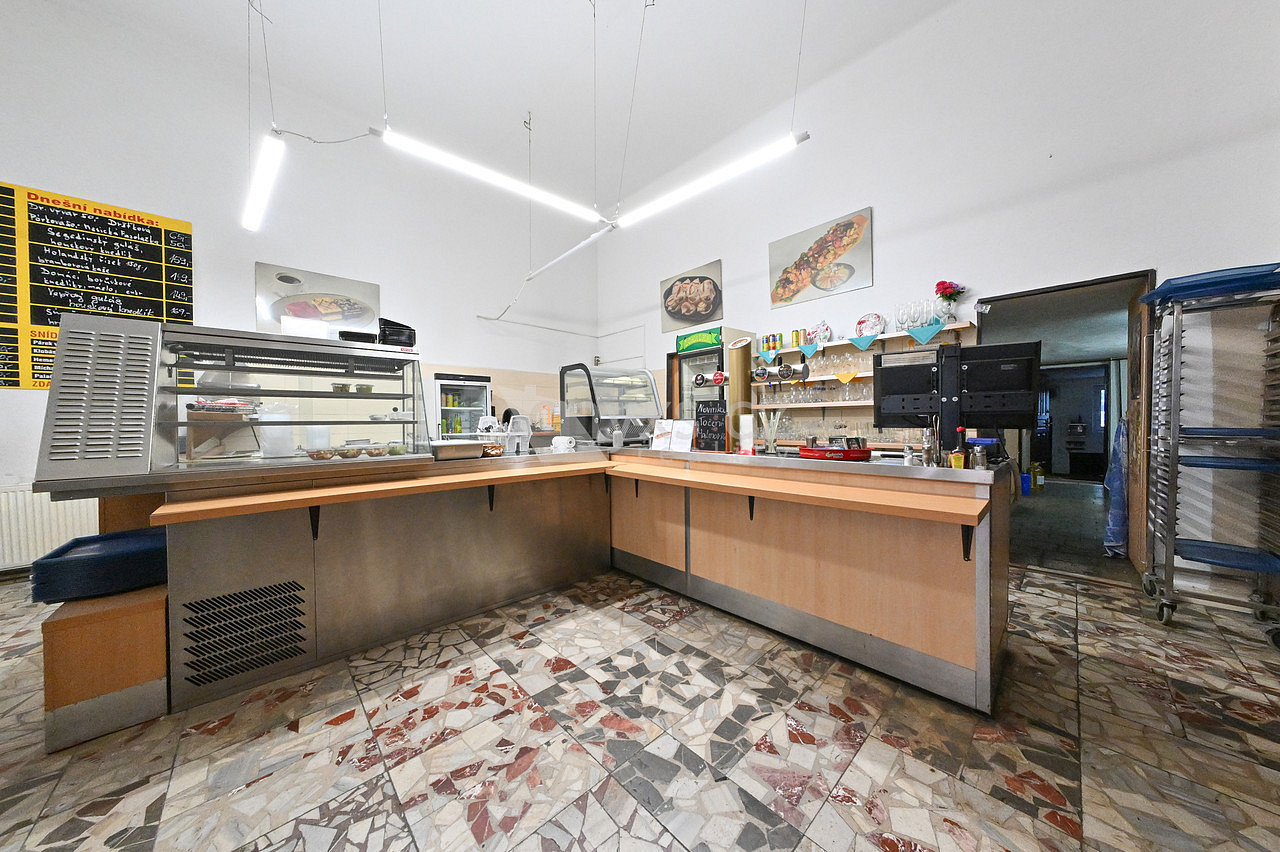 Prodej restaurace 296 m² – fotografie 3