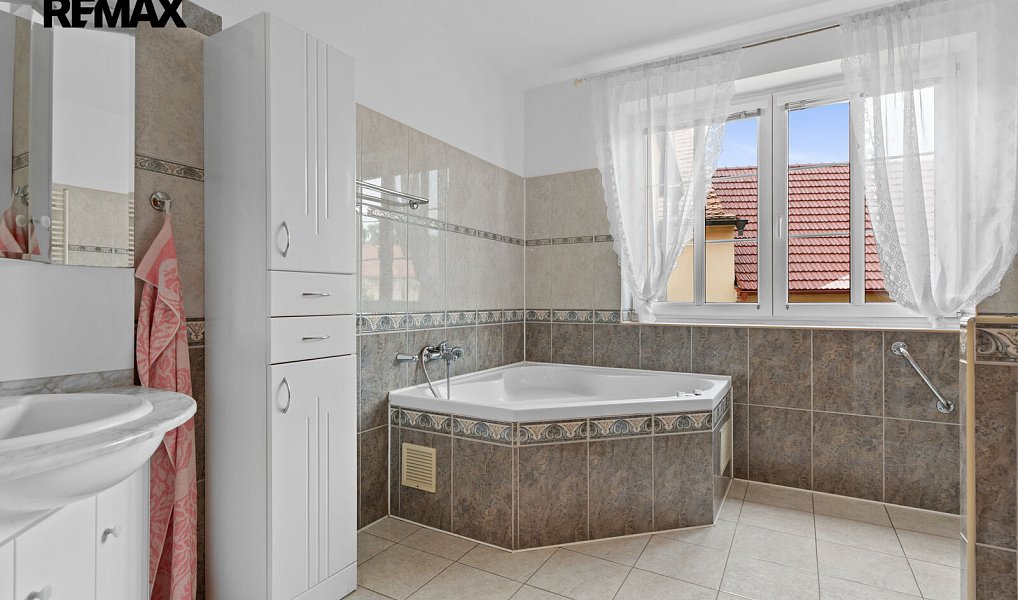 Prodej zemědělského objektu 1 050 m², Slatina – náhled fotky 6