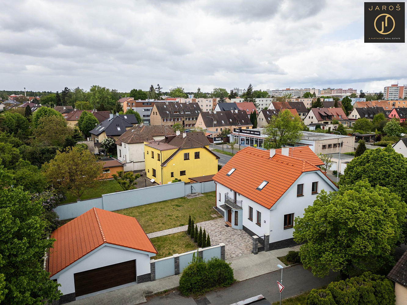 Prodej domu 209 m² s pozemkem 630 m² – fotografie 3