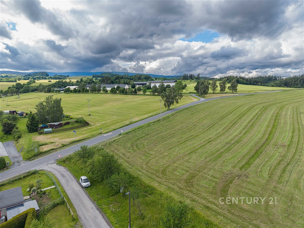 Prodej stavebního pozemku 1 576 m²