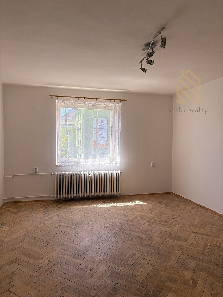 Pronájem bytu 2+1 65 m² – fotografie 4