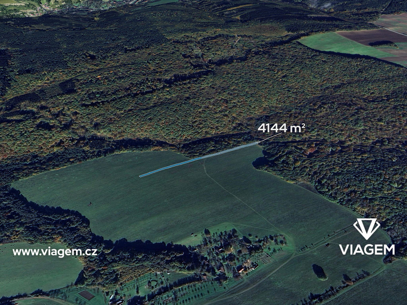 Prodej pole 1 381 m², Zlámanec