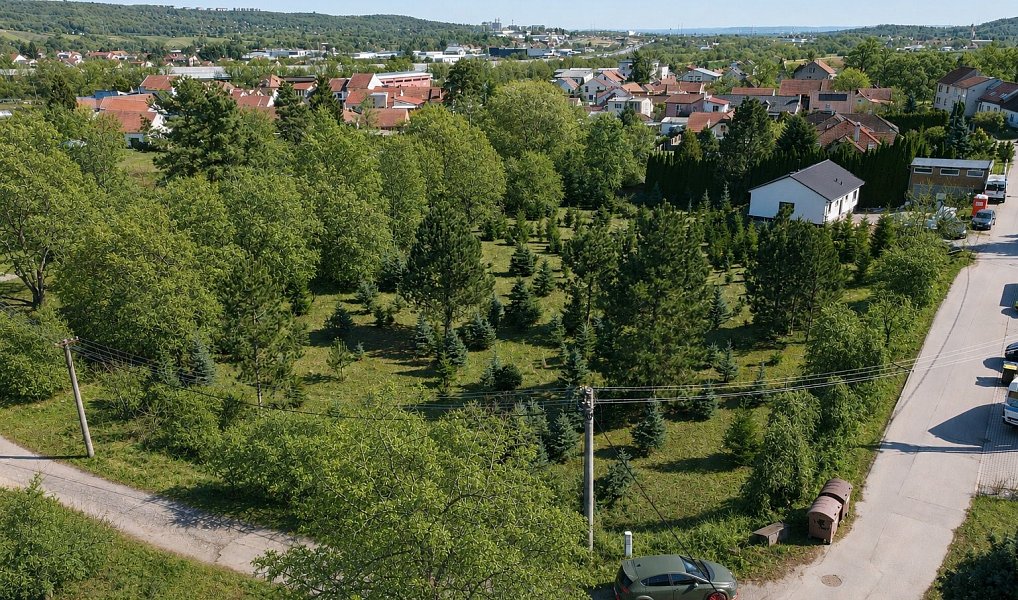 Prodej stavebního pozemku 971 m², Popůvky – náhled fotky 3