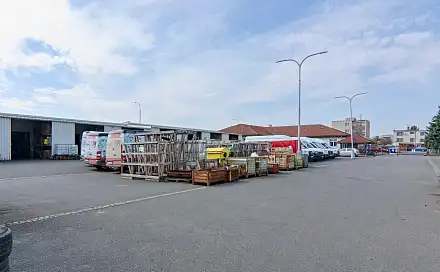 Pronájem skladovacích prostor 1 876 m², 9. května, Moravany, okres Pardubice