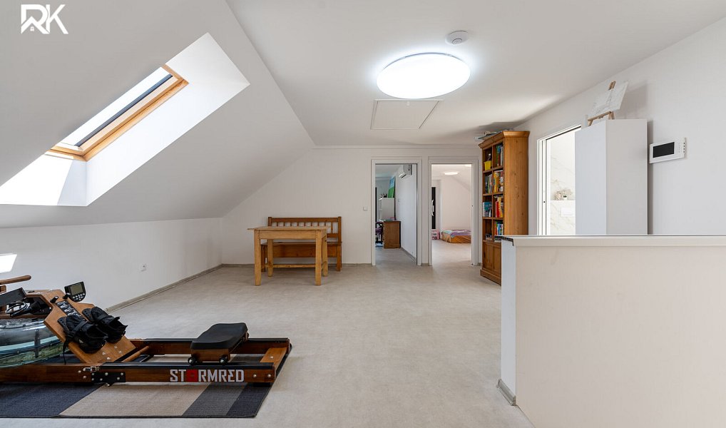 Prodej domu 279 m² s pozemkem 1 184 m², Grunta – náhled fotky 24
