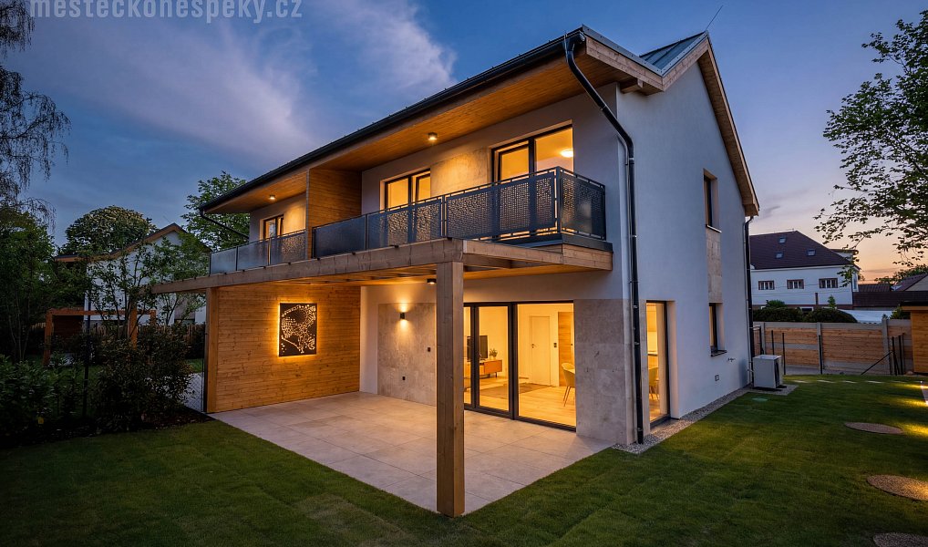 Prodej domu 118 m² s pozemkem 324 m², Nespeky – náhled fotky 2