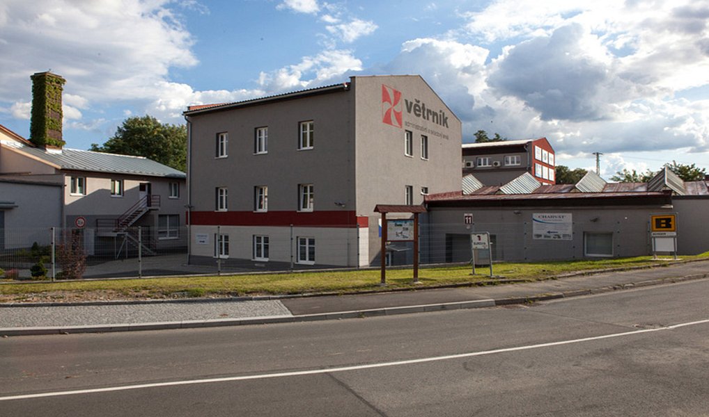 Pronájem skladovacích prostor 985 m², Plzeň – fotka 1 z 13