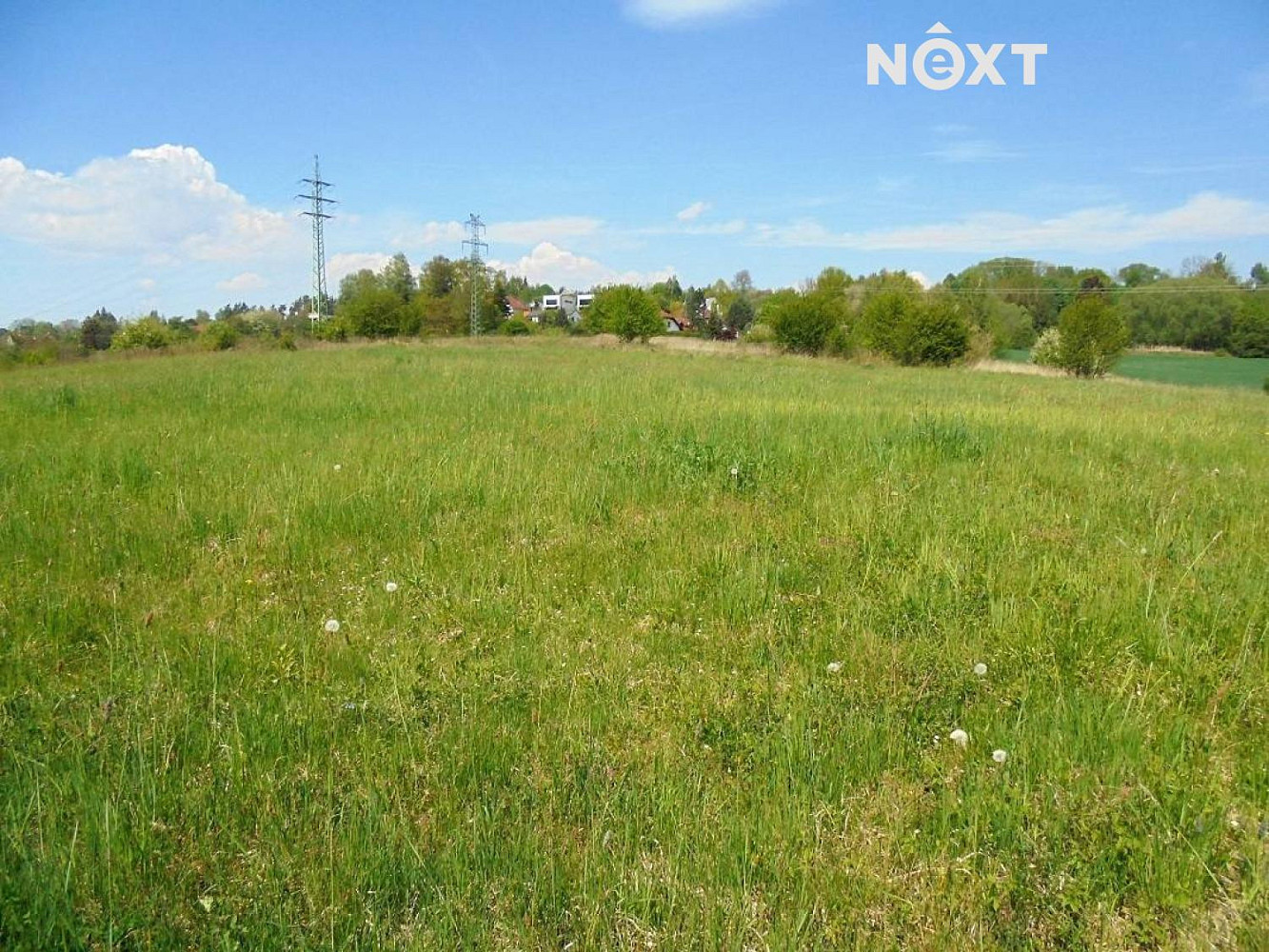 Prodej stavebního pozemku 2 187 m² – pohled 2