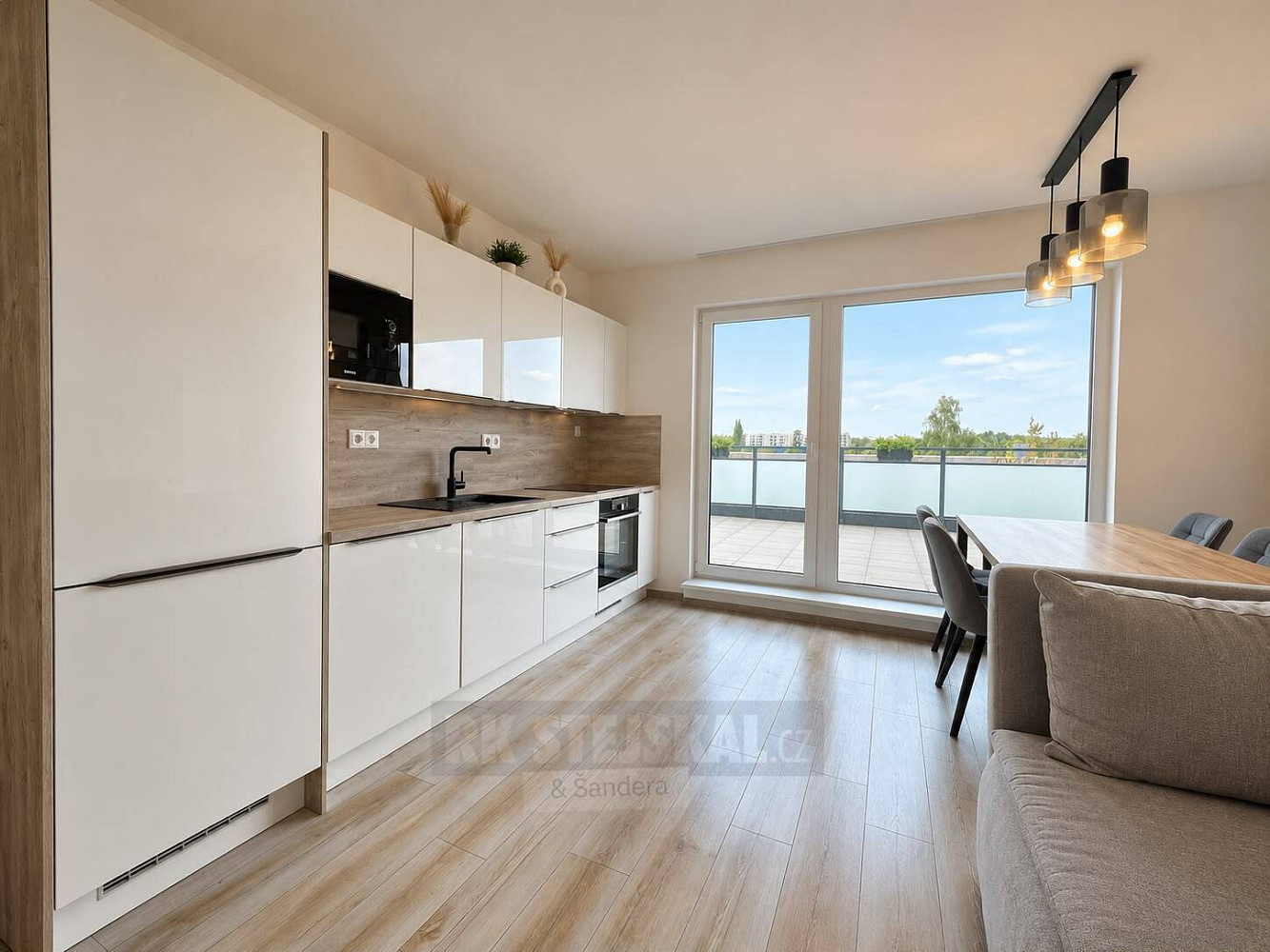 Pronájem bytu 2+kk 56 m²