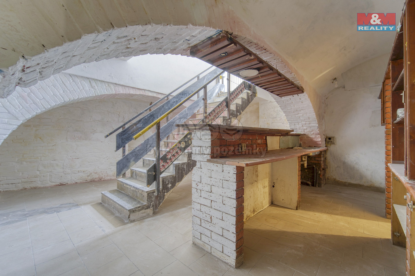 Pronájem restaurace 184 m² – fotografie 3