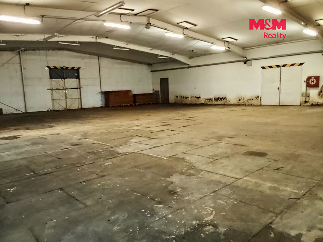 Pronájem skladovacích prostor 350 m² – fotografie 3