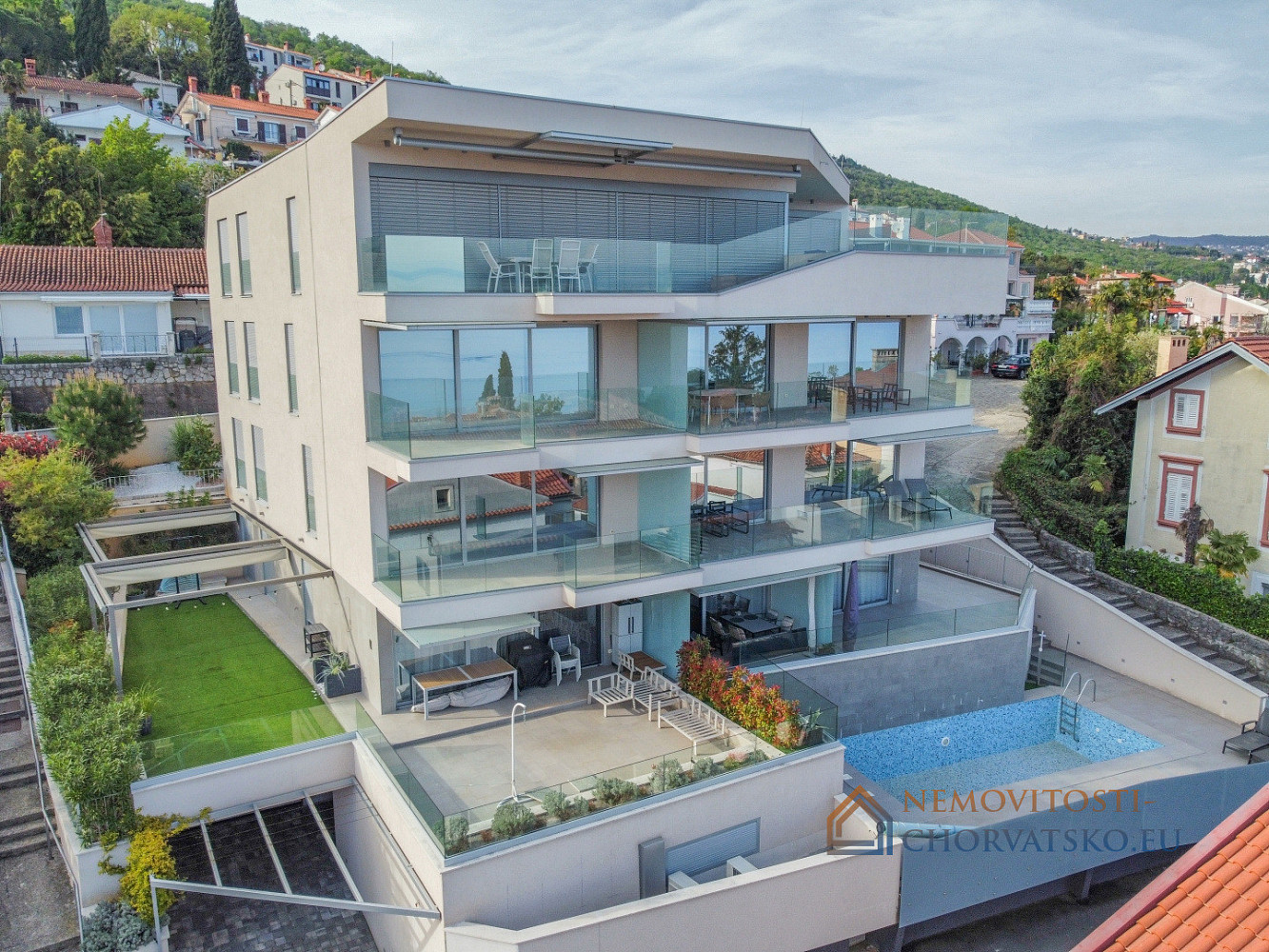 Pronájem bytu 3+kk 135 m² - Ansicht 2