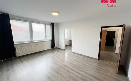 Prodej bytu 3+1 73 m², Očovská, Hodonín