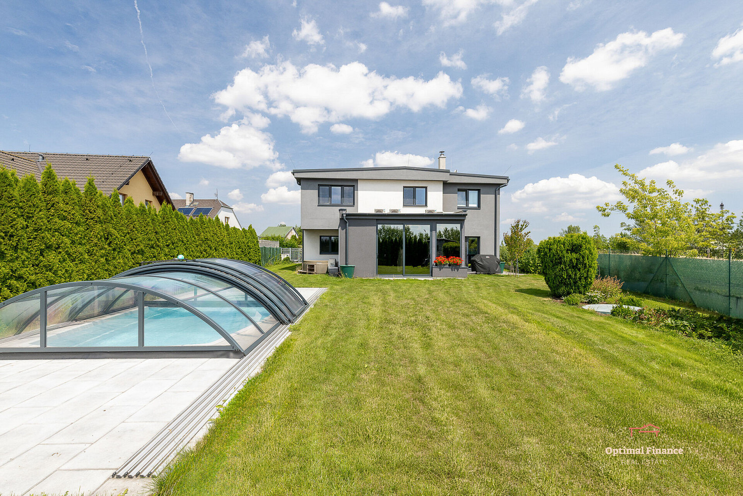Prodej domu 241 m² s pozemkem 704 m²