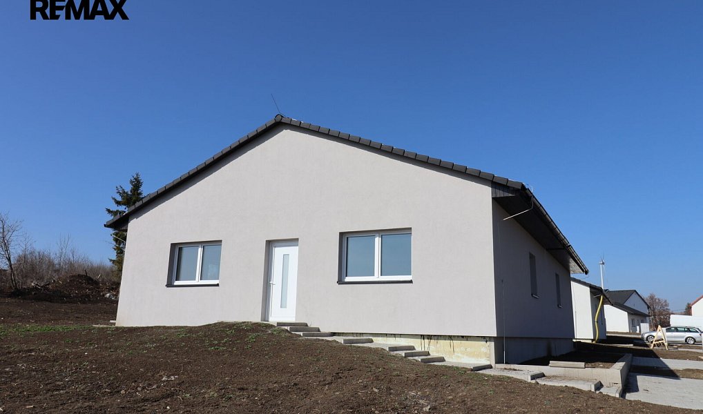 Prodej domu 98 m² s pozemkem 581 m², Vrbice – náhled fotky 32