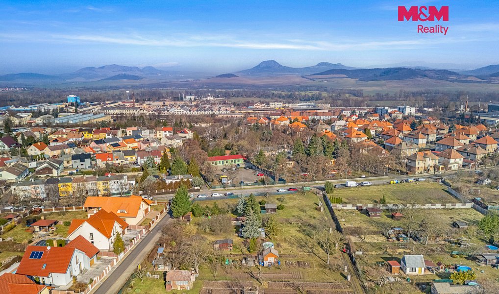 Prodej zahrady 1 053 m², Louny – náhled fotky 12