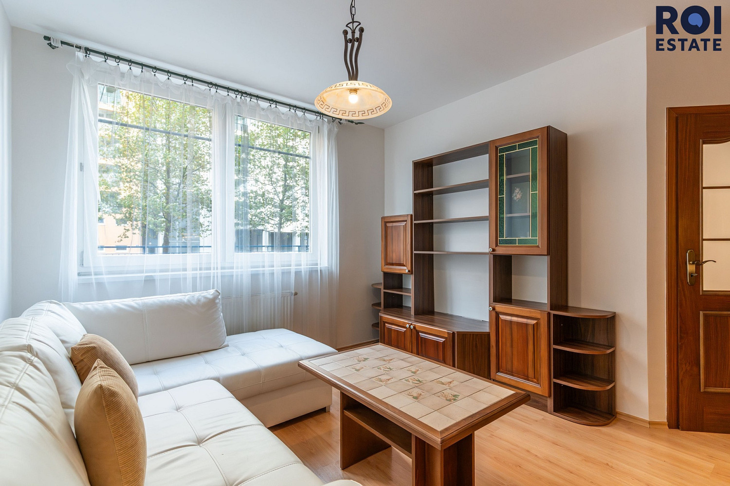 Pronájem bytu 2+kk 44 m² – fotografie 2